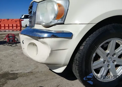 2007 Chrysler Aspen Limited z USA, uszkodzony, nr VIN 1A8HW58P77F585742